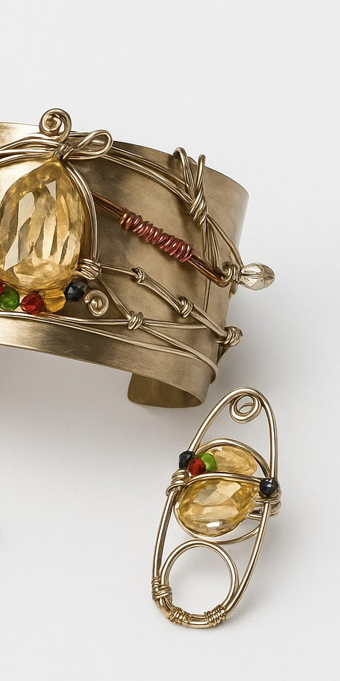 Sterling silver with Quartz & Swarovski-set